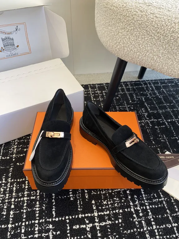 Hermes Shoe 